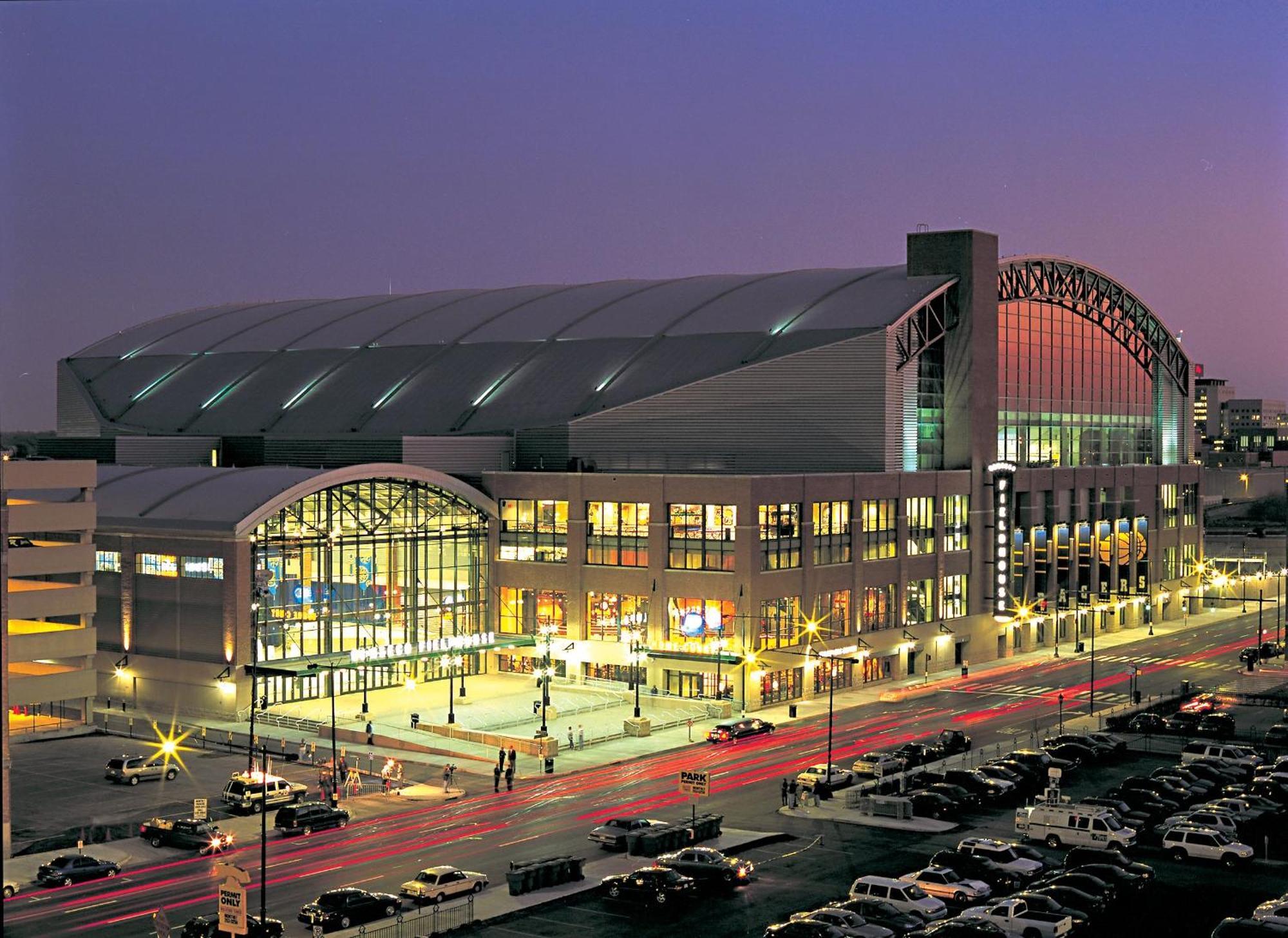 Hotel Crowne Plaza Indianapolis-Dwtn-Union Stn By Ihg Exterior foto